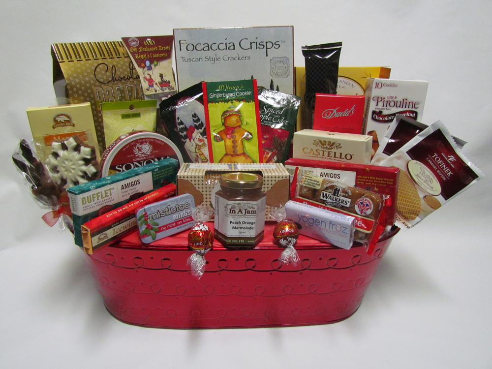 Traditional_Tidings_Basket