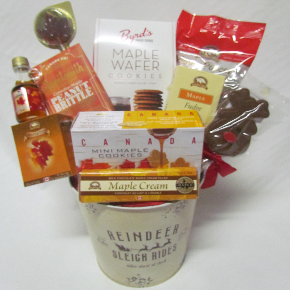 BTFGB_Canadiana_Christmas_Gift_BAsket